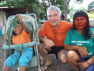 Cineasta carioca demonstra solidariedade com os povos indígenas